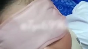 Istri Jilbab Penyuka Pejuh Crotin Dimulutnya