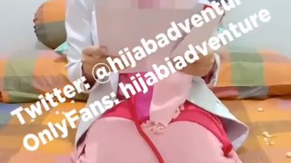 Hijab Adventure Baca Peraturan Hukuman